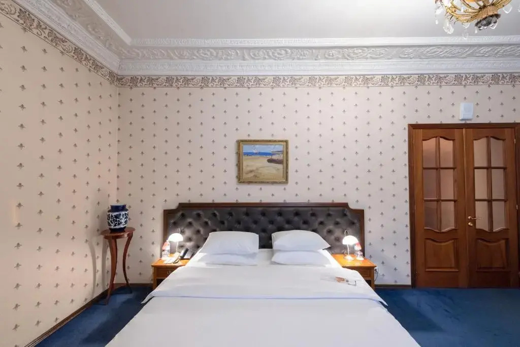Double Junior Suite (full double bed)