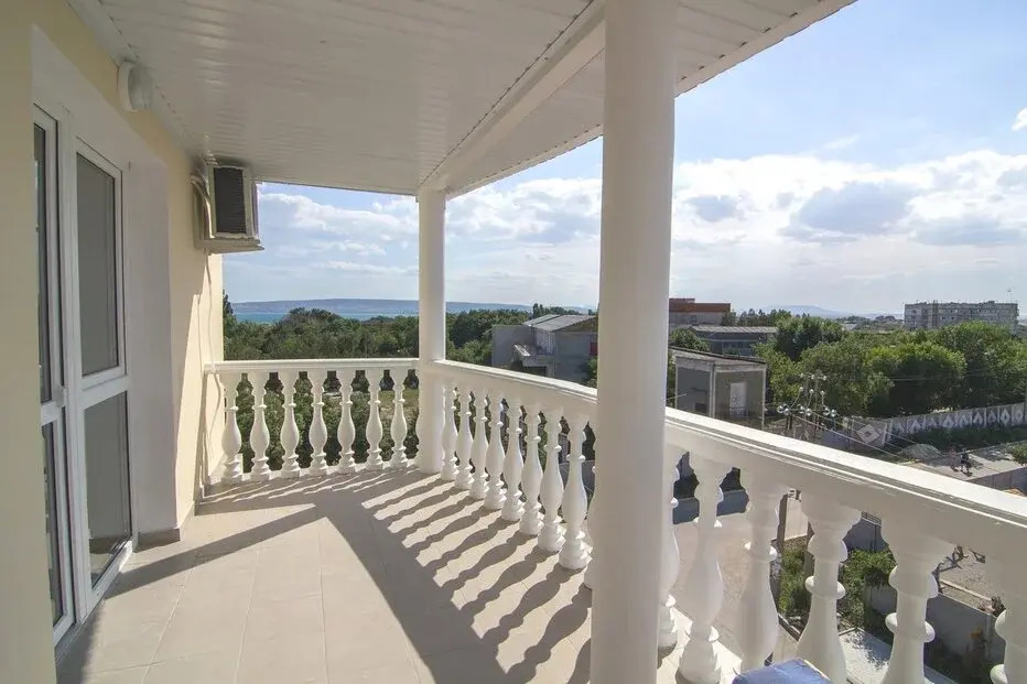 Гостиница олимп феодосия. Отель санталия архипо-осиповка. Вилла олимп береговое. Гостиница олимп феодосия. П.