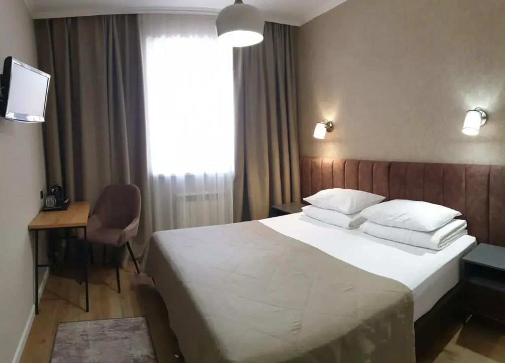 Hotel Alpina Room Type - Standard Double room with balcony full double bed