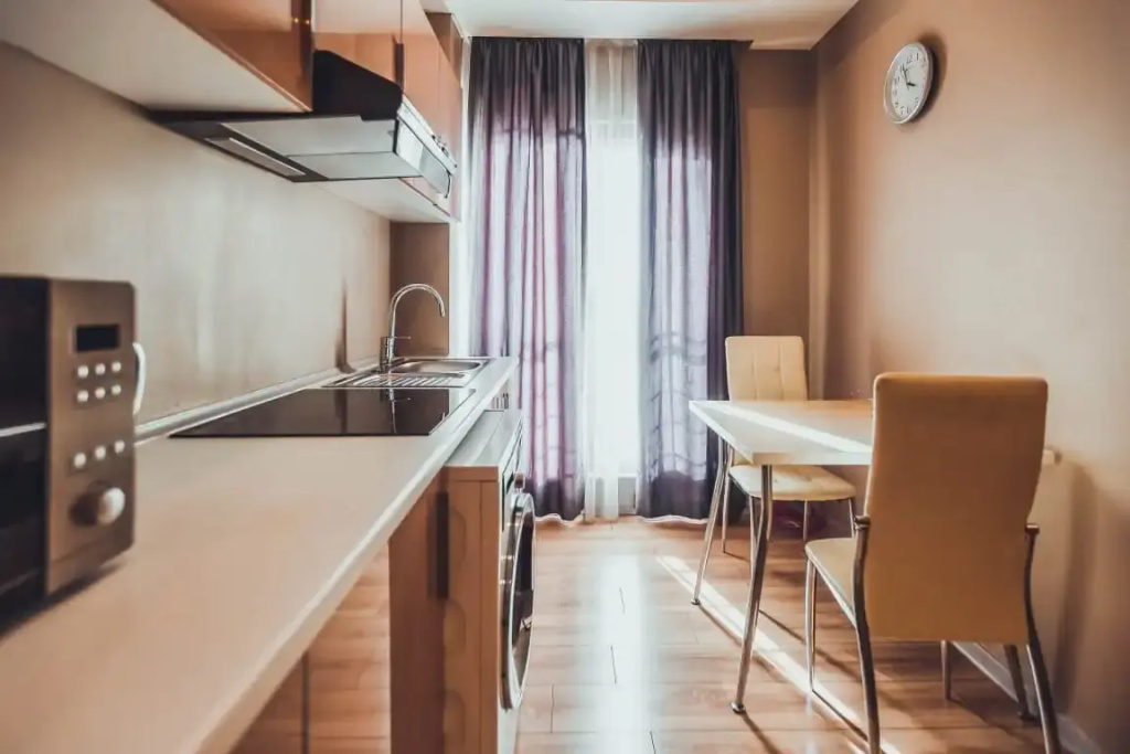 Diplomat Suites — фото