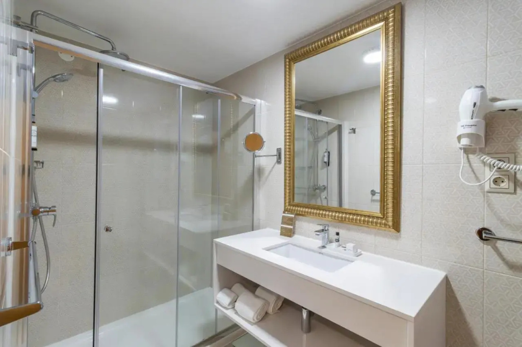 Hotel Lis Batalha - Chambres