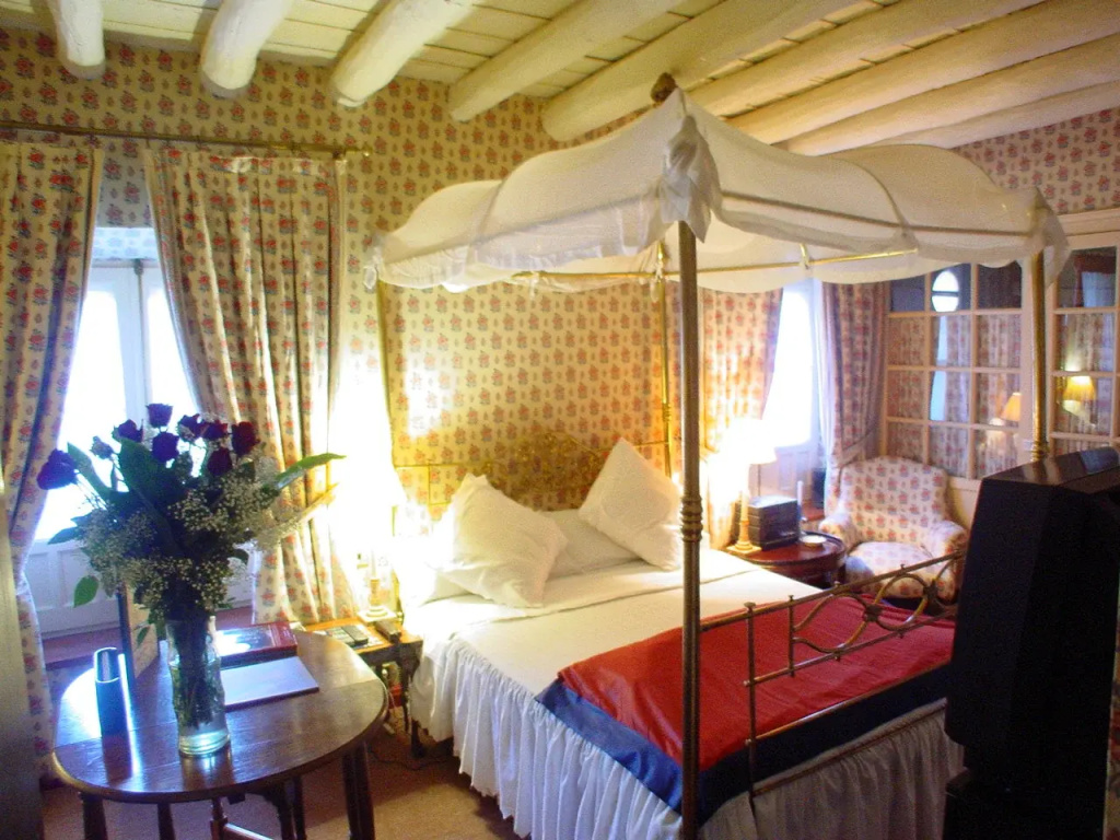 Casa Palacio De Carmona Hotel - Chambres