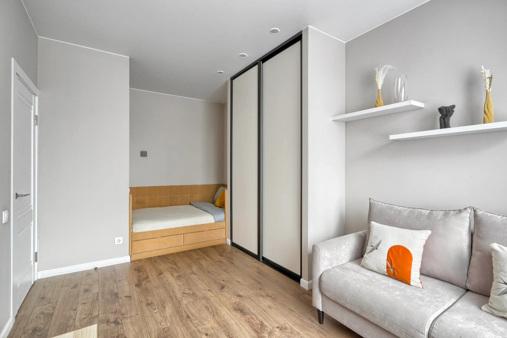 Апартаменты Myhome Yourhome на Октябрьской наб. 44 — фото