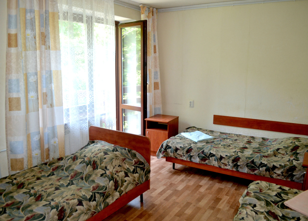 Bed in Dorm with balcony and with view