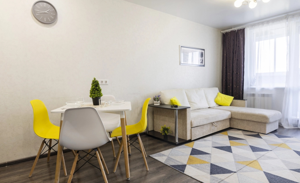 Апартаменты Prince Apartments на Проезде Северный Власихинский 104 (200)