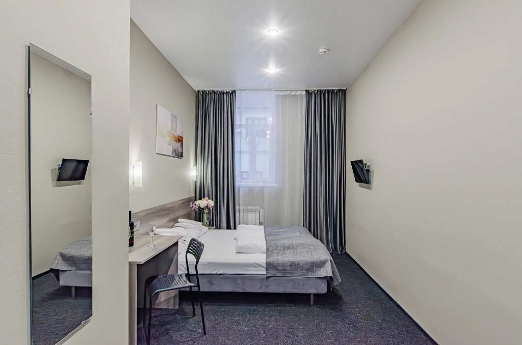 Standard Double room (full double bed)