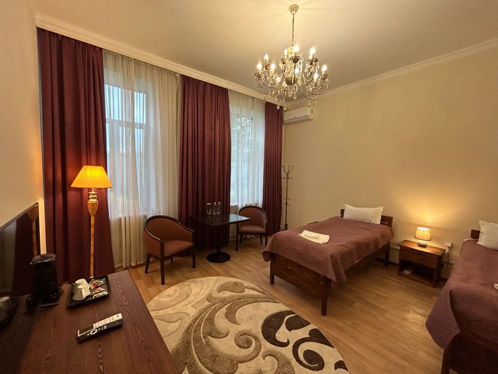 Standard Double room (twin beds)