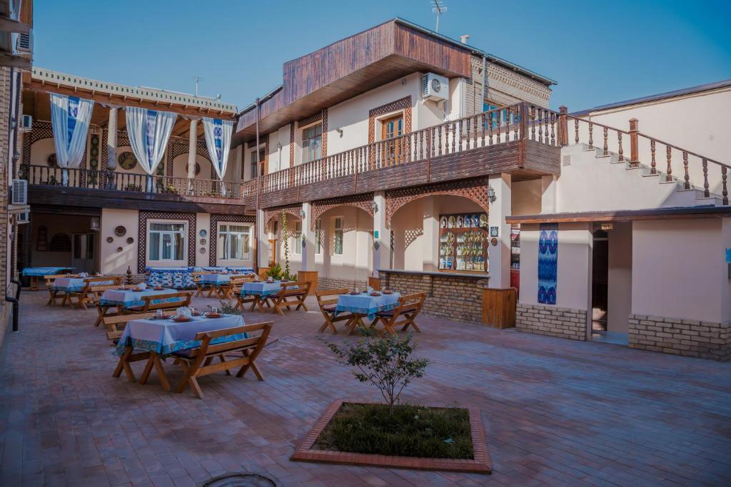 Arkanchi Hotel by null