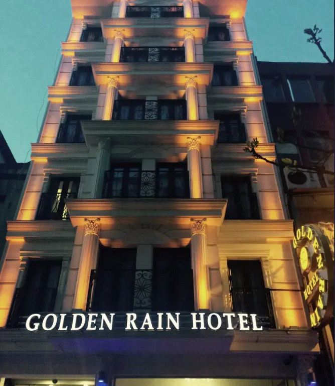 Golden Rain Hotel — фото