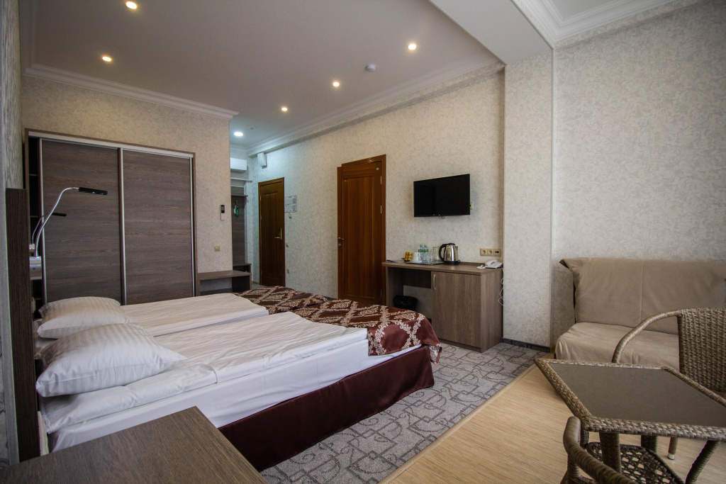 Planeta Sport Hotel Room Type - Standard Quadruple Family room