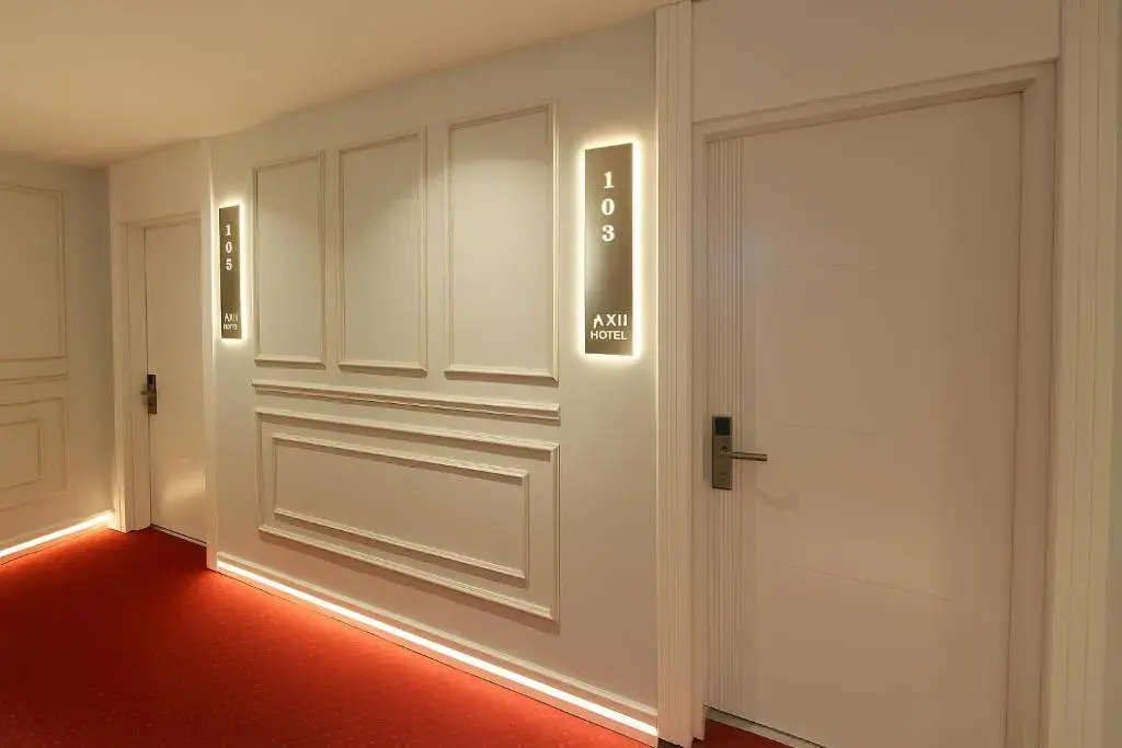 Отель Axu Airport Hotel в Арнавуткёе
