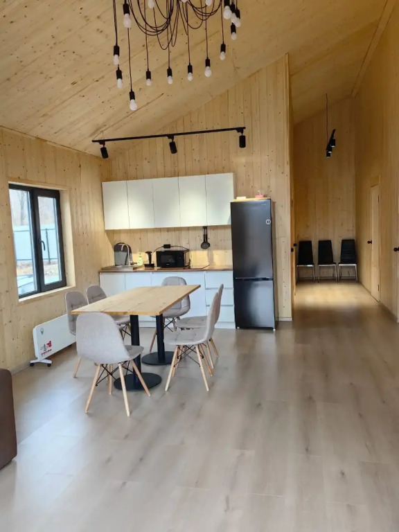 Коттедж с балконом в BarnHouse