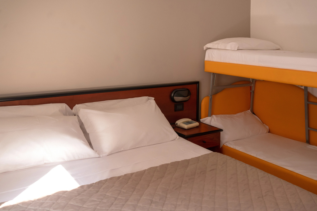 Standard Quadruple room with balcony