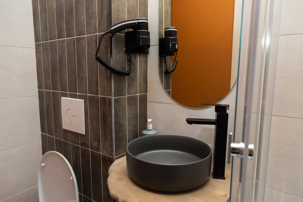 Проспект калинина 15 тверь. H2o элемент тверь. Княжеская медуша. 4 элемент тверь. Проспект калинина 15/4 тверь.