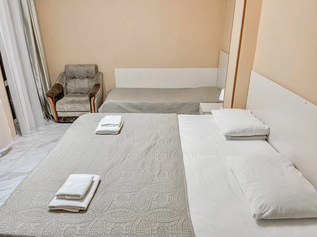Triple Junior Suite with balcony