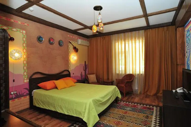 Music Hall Hotel Room Type - 1 Bedroom Standard room with balcony and with mountain view