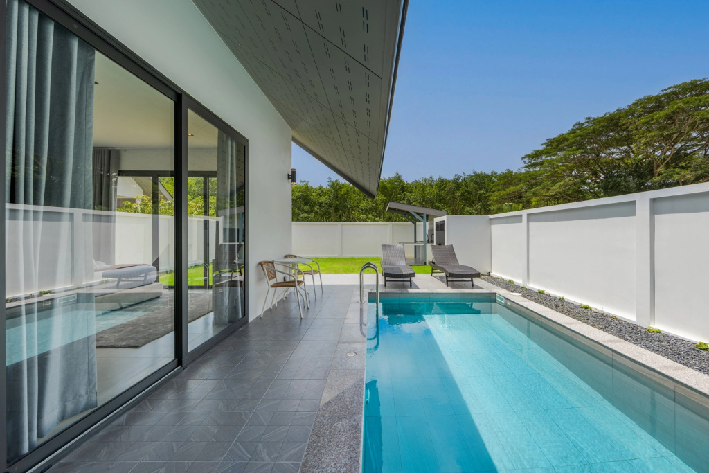 Курортный отель Akara Pool Villas Phuket by Tropic Look — фото