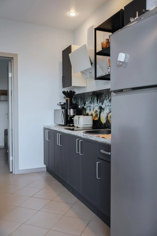 Двухместный коттедж с 3 комнатами с красивым видом из окна двуспальная кровать в Банный остров