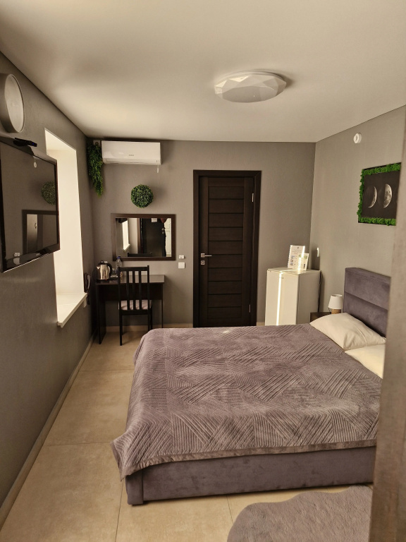 Standard No 3 Double room (full double bed)