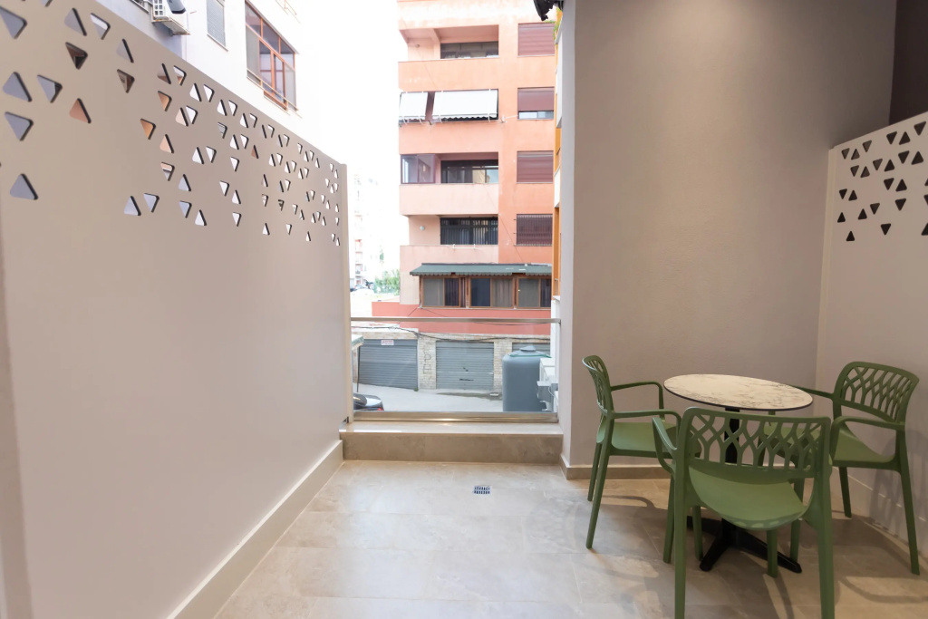 Balcony & Terrace