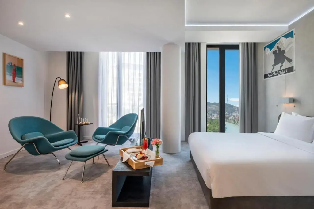 Golden Tulip Design Tbilisi, Тбілісі, Грузія мініатюра 14