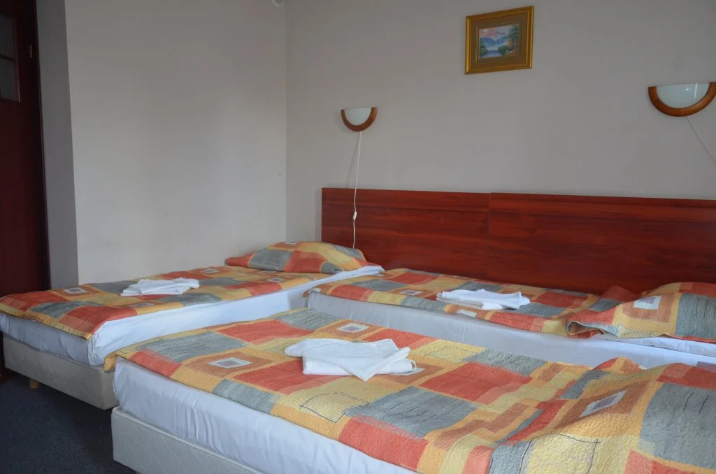 Economy room