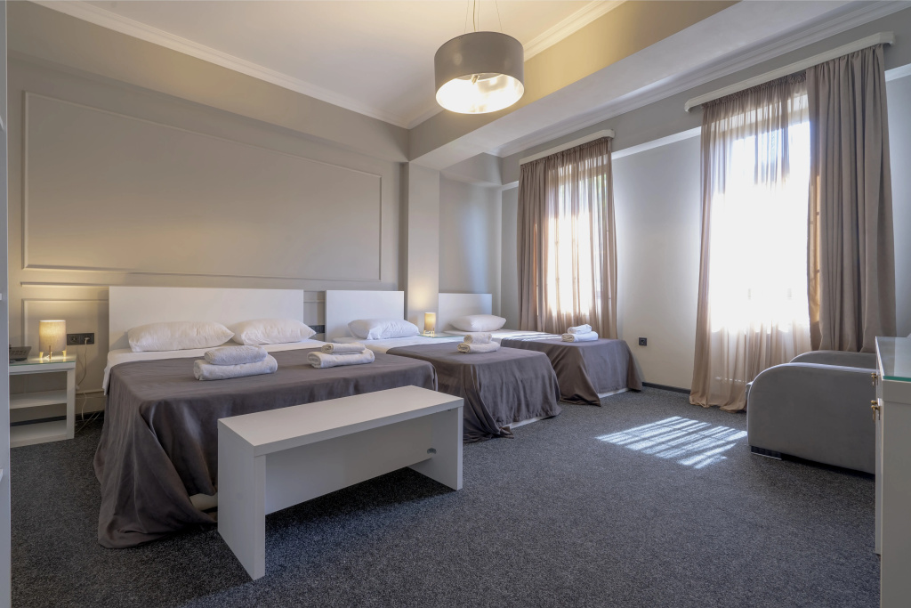 Standard Quadruple room
