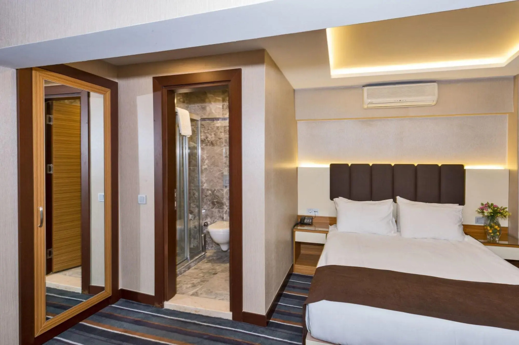 Bergama Hotel — фото