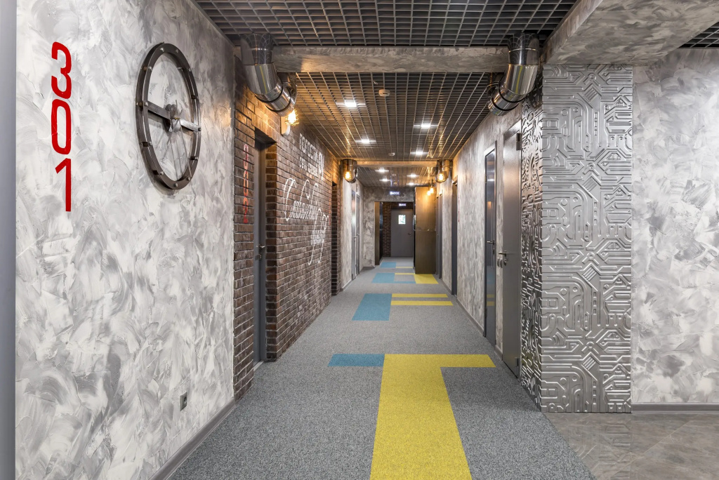 Lobby & Reception
