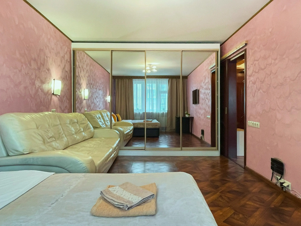 Апартаменты RELAX APART – Молодёжная 76 — фото