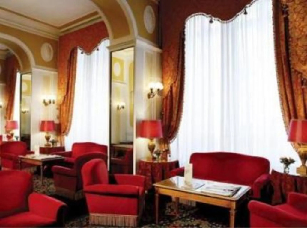 Hotel photo 12