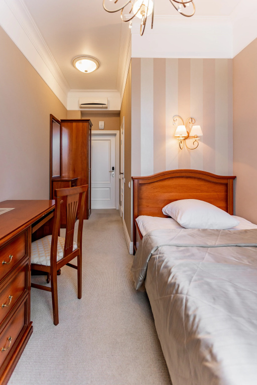 Comfort Single room with city view
