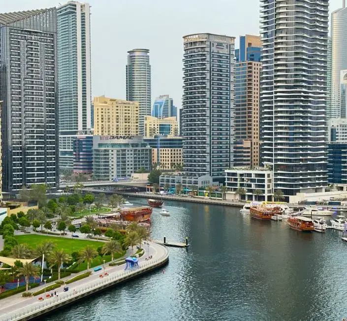 Luxry Full Marina View & RoofTop Pool Flat