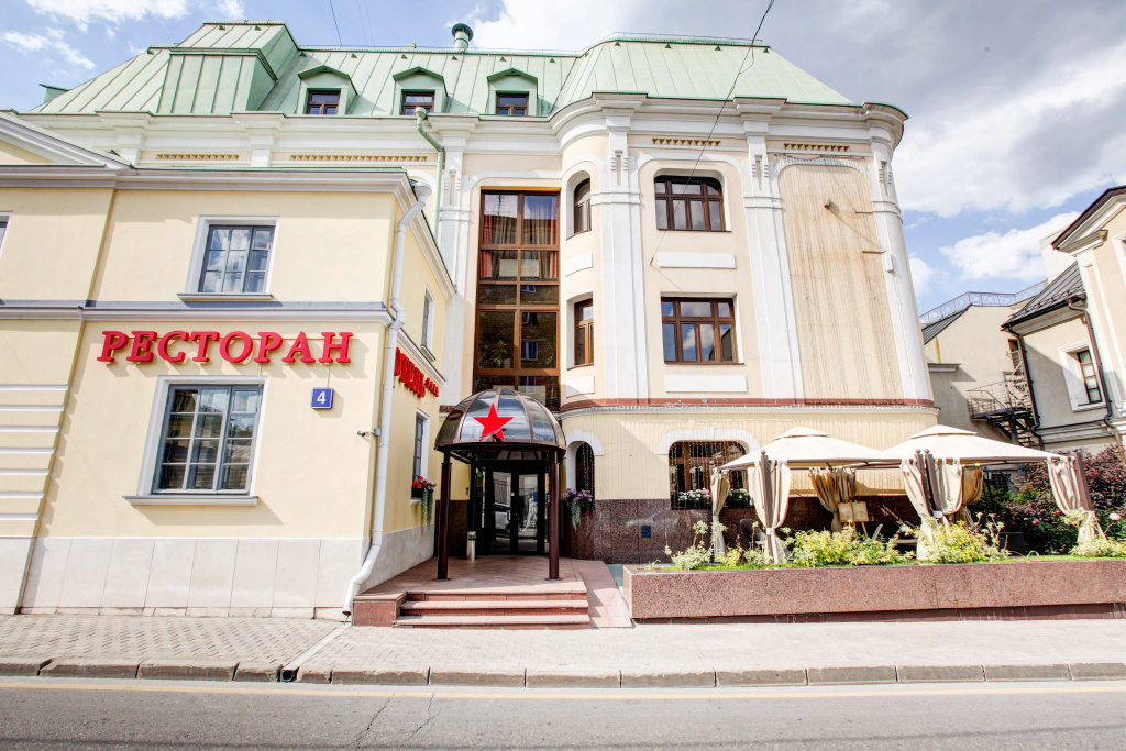 Отель На Казачьем — фото