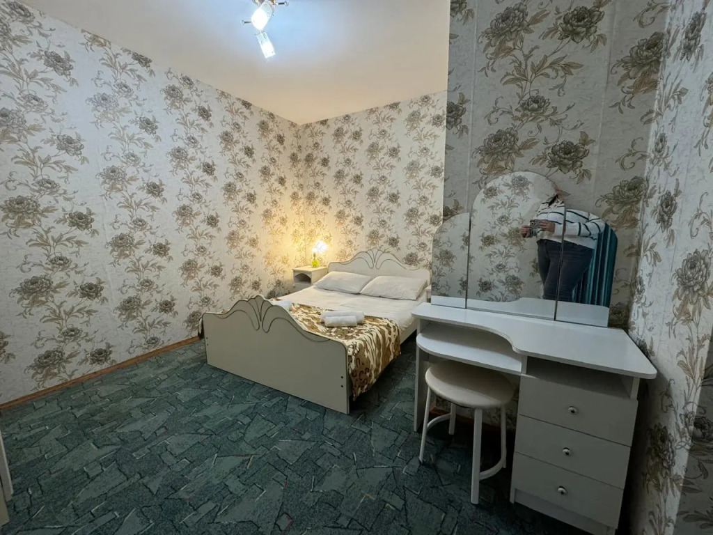 Апартаменты с 3 комнатами в Славный дом