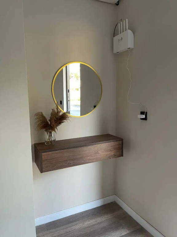 Uyutnaya Studiya Na Eshba Flat