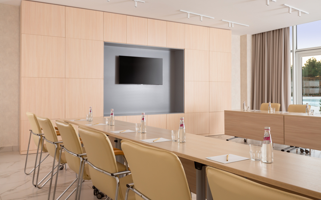 Мираклеон анапа отели. Отзывы мираклеон. Movenpick спа анапа косметика. Miracleon анапа 5. Волна супериор твин.