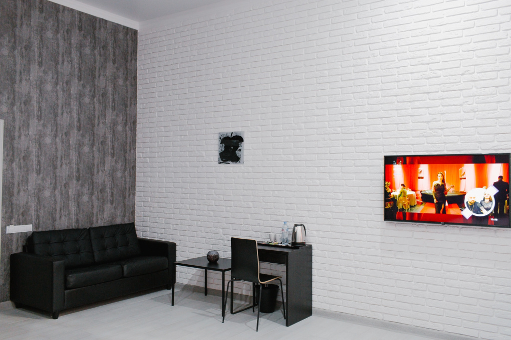 Superior Standard with Sofa Double room (full double bed)