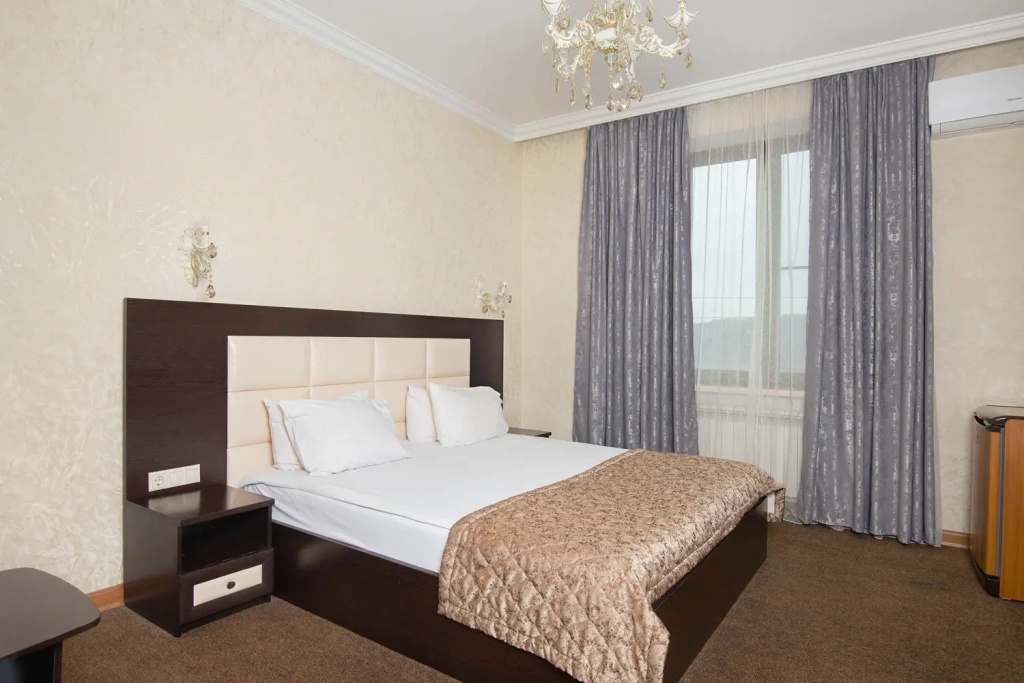 Superior Double room with view (full double bed)