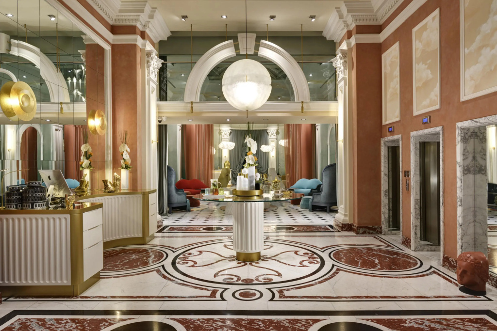Leon's Place Hotel — фото