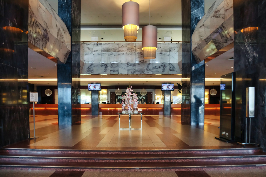 кораблестроителей 14 park inn. Park inn pribaltiyskaya прибалтийская. Cosmos pribaltiyskaya hotel ул кораблестроителей 14. Park inn pribaltiyskaya прибалтийская. прибалтийская 24 екатеринбург.