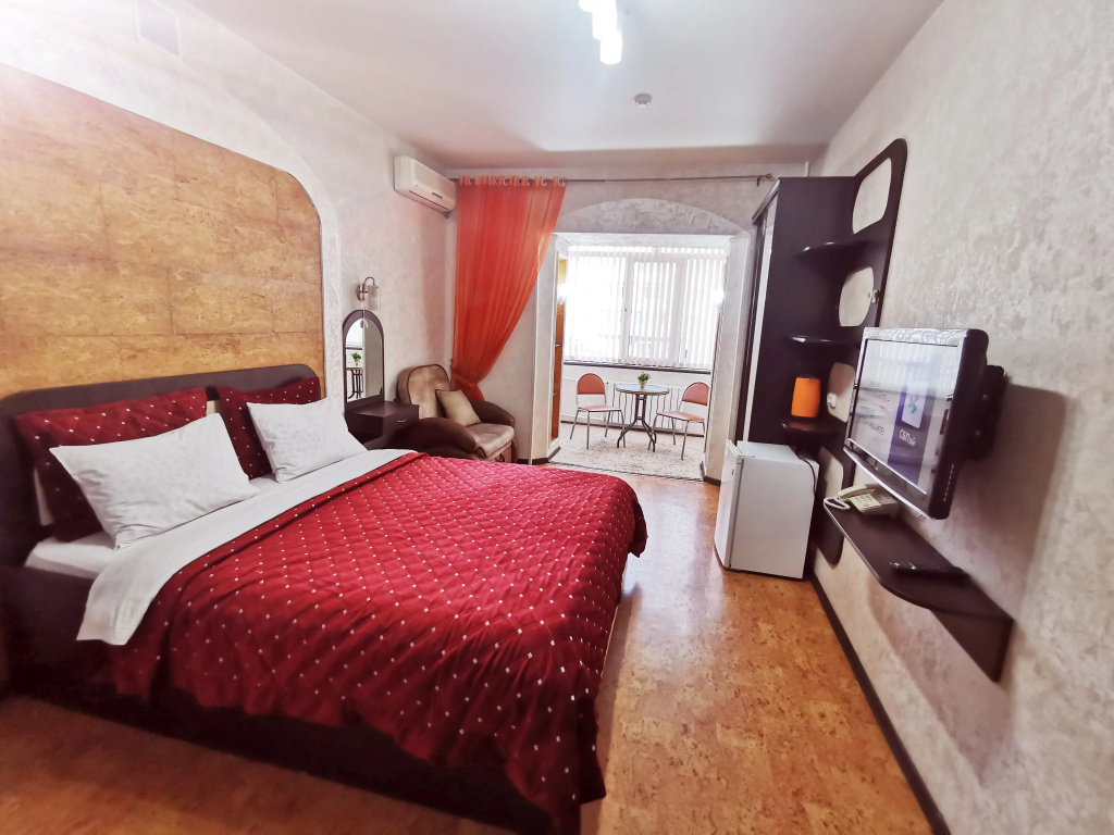 Comfort Double room (full double bed)