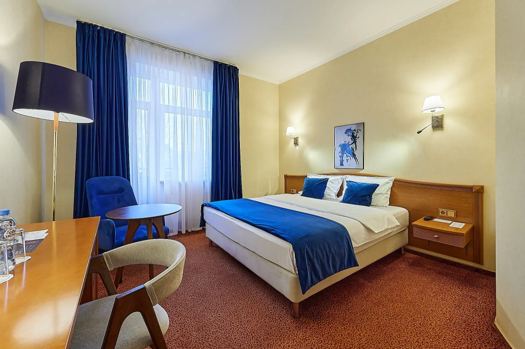 Paveletskaya Select Hotel Room Type - Standard Superior Double room full double bed