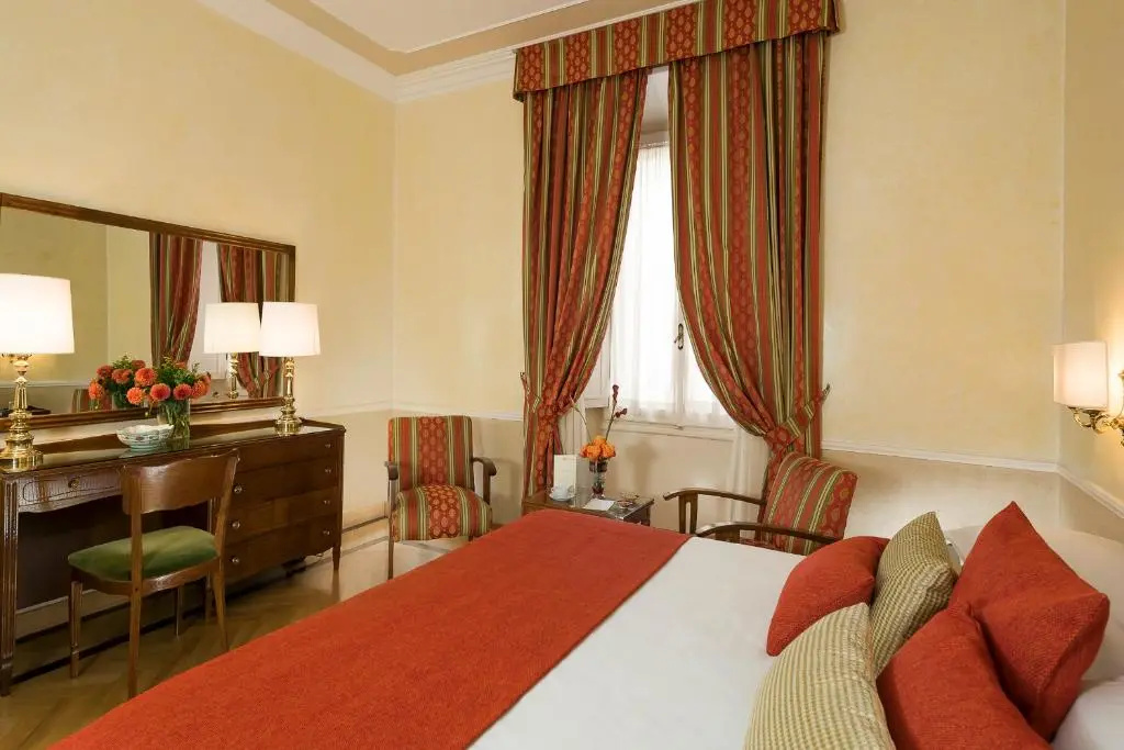 Superior Double room (full double bed)