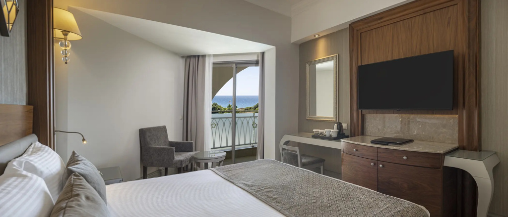 Standard Double room with balcony and with sea view (full double bed)