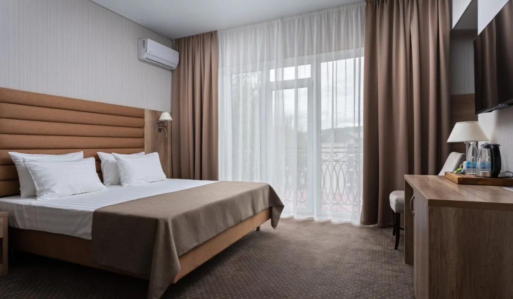 Trianon Hotel Room Type - Comfort Double room full double bed