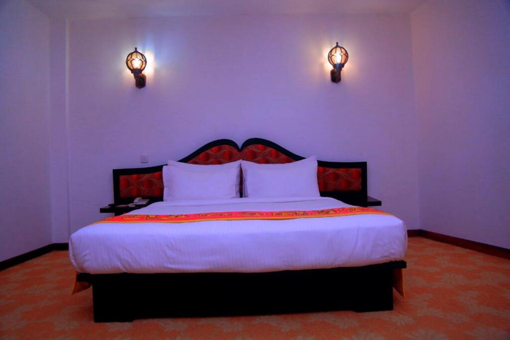 Royal Kandyan