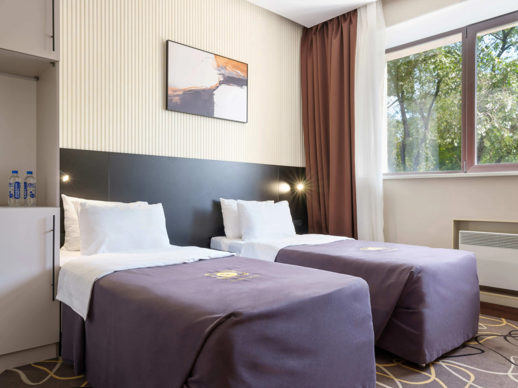 R Boutique Hotel Room Type - Standard Double room twin beds