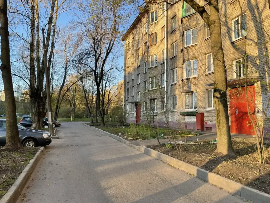 Квартира рядом с аэропортом в 3-х минутах от м Звездная — фото