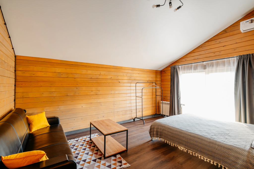 Четырёхместный коттедж Deluxe в Винни-Вилла